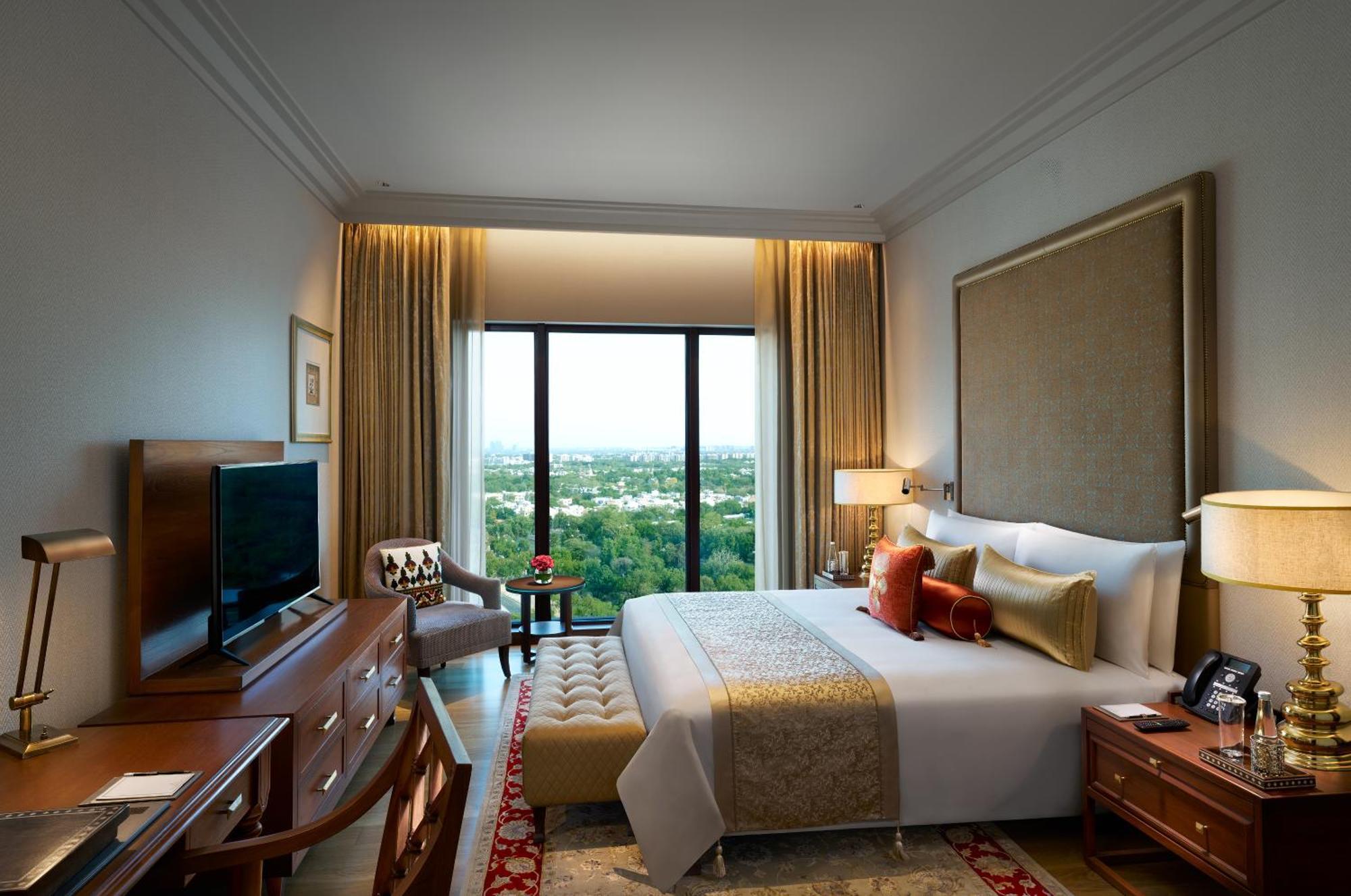 Hotel The Leela Gandhinagar Esterno foto